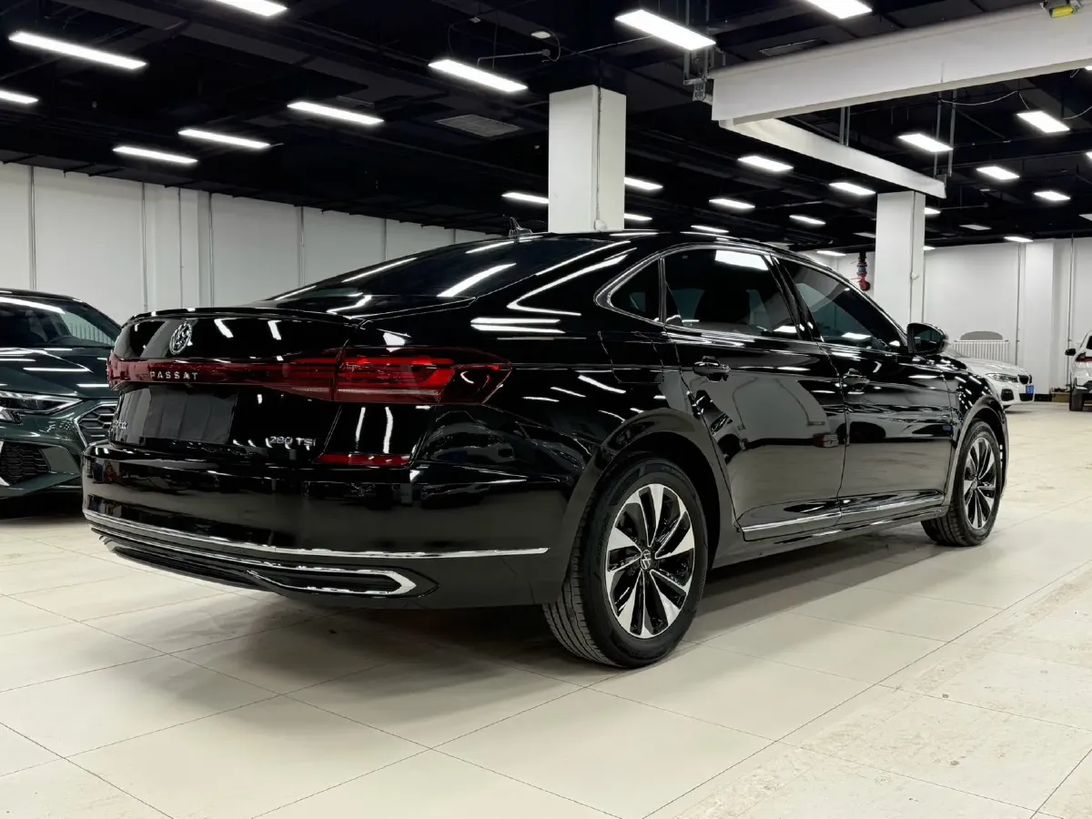 2023 Volkswagen Passat 1.4T 150HP L4 7DCT,autocango,china used car exporter,china ev exporter,chinese used car exporter,chinese used ev exporter