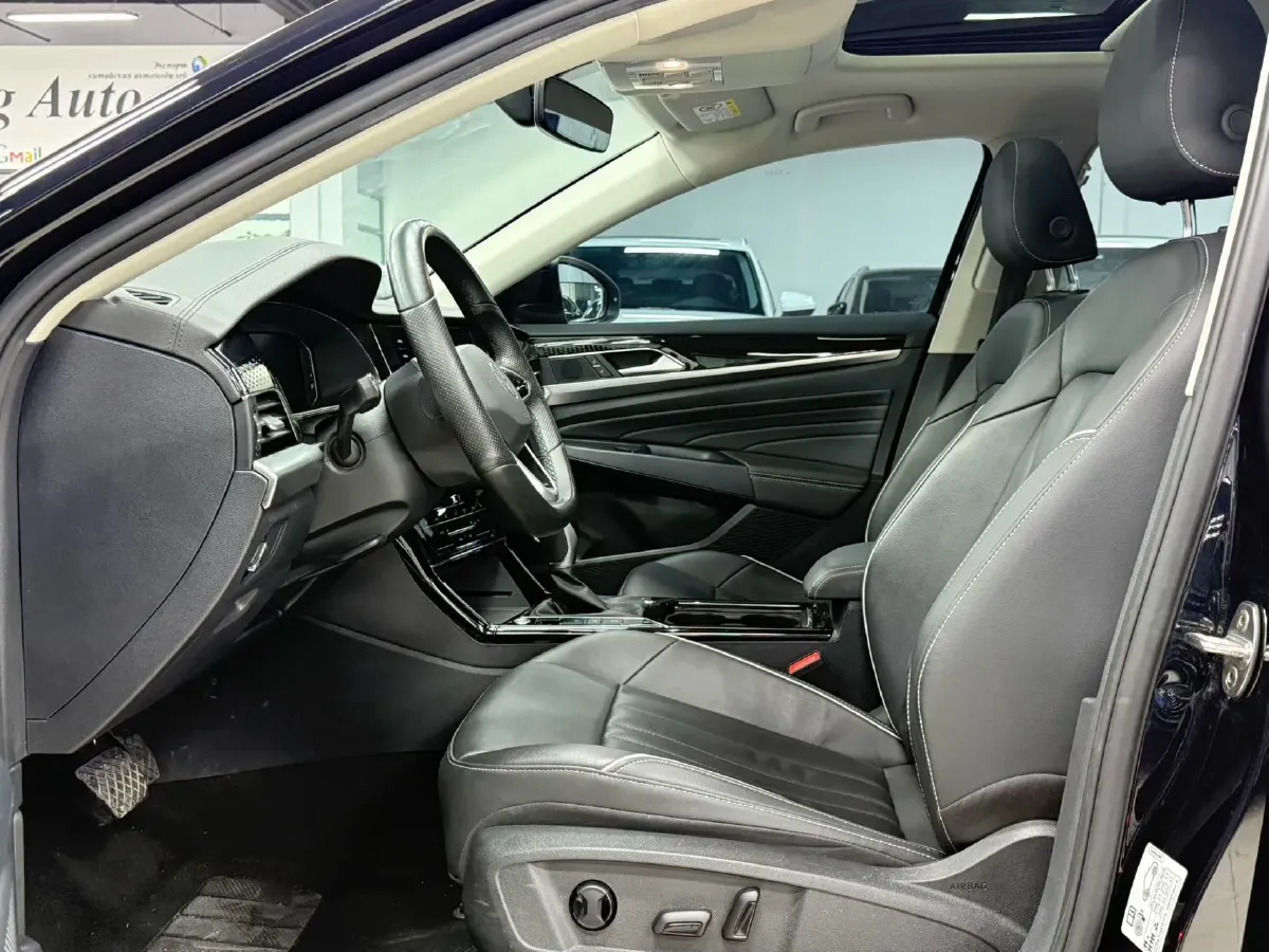 2023 Volkswagen Passat 1.4T 150HP L4 7DCT,autocango,china used car exporter,china ev exporter,chinese used car exporter,chinese used ev exporter