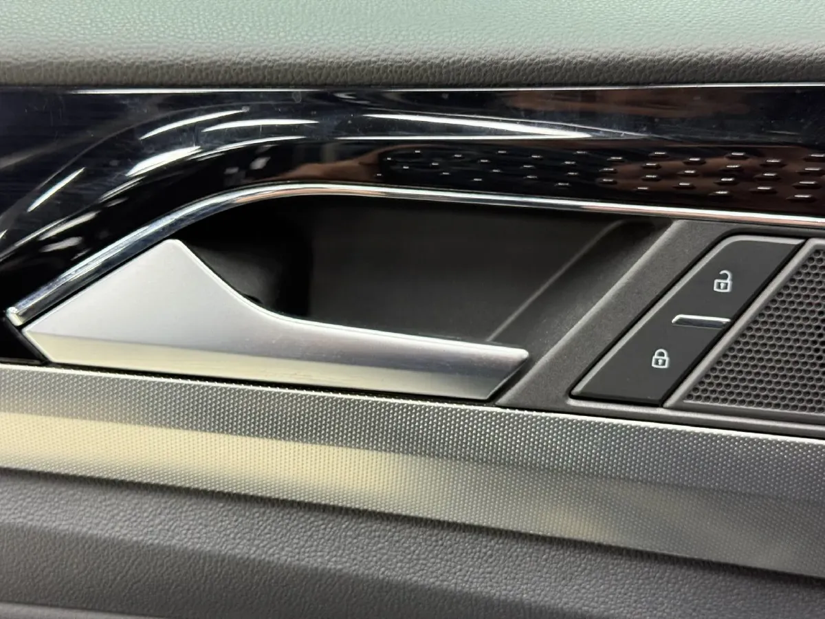 2023 Volkswagen Passat 1.4T 150HP L4 7DCT,autocango,china used car exporter,china ev exporter,chinese used car exporter,chinese used ev exporter