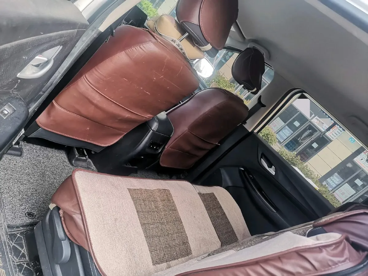 2019 BaoJun 730 1.5T 147HP L4 CVT,autocango,china used car exporter,china ev exporter,chinese used car exporter,chinese used ev exporter