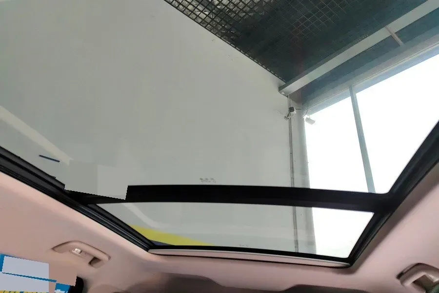 2023 HongQi HS3 1.5T 169HP L4 7DCT,autocango,china used car exporter,china ev exporter,chinese used car exporter,chinese used ev exporter