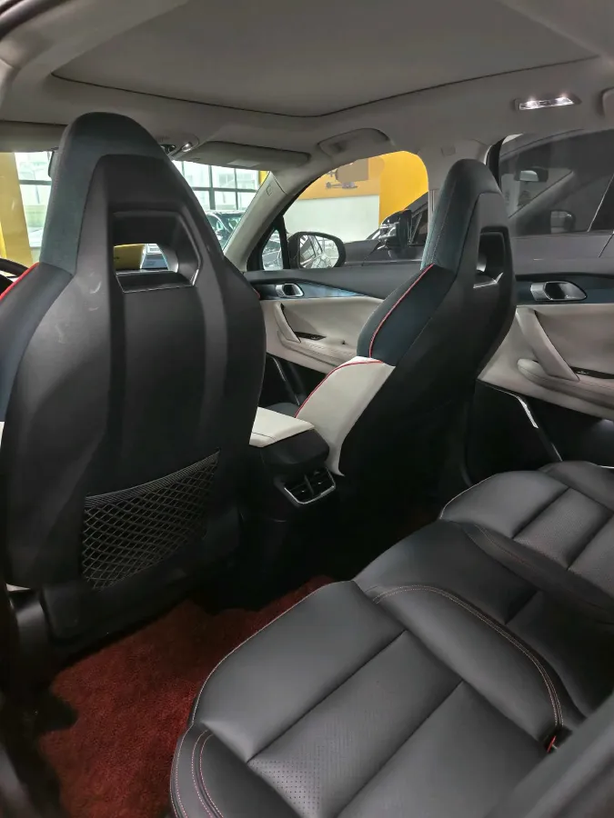 2020 LYNK&CO 06 1.5T 177HP L3 7DCT,autocango,china used car exporter,china ev exporter,chinese used car exporter,chinese used ev exporter