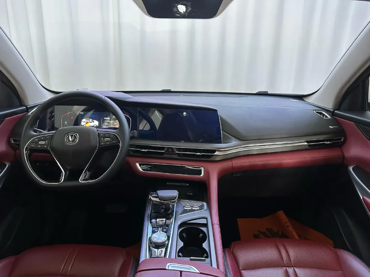 2020 ChangAn CS75 Plus 2.0T 233HP L4 8AT,autocango,china used car exporter,china ev exporter,chinese used car exporter,chinese used ev exporter