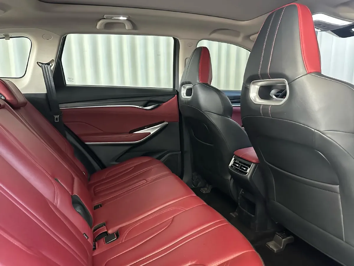 2020 ChangAn CS75 Plus 2.0T 233HP L4 8AT,autocango,china used car exporter,china ev exporter,chinese used car exporter,chinese used ev exporter