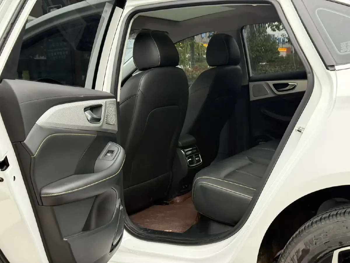 2024 JMC DaDao 2.3T 177HP L4 8AT,autocango,china used car exporter,china ev exporter,chinese used car exporter,chinese used ev exporter