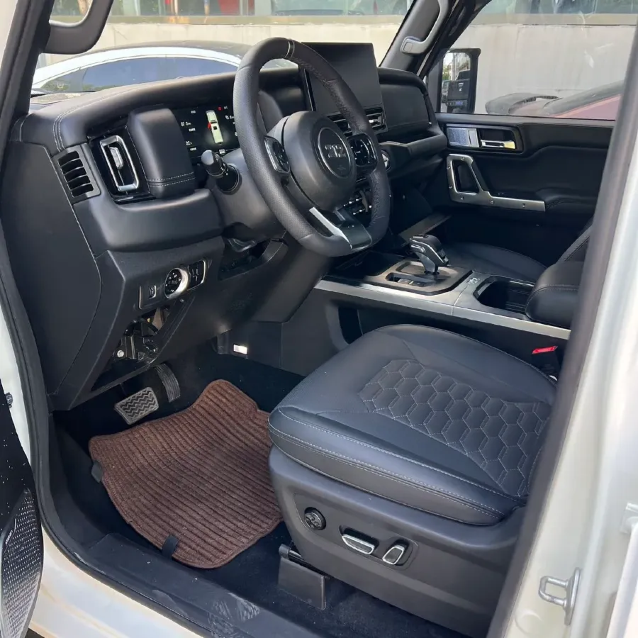 2024 212 212 T01 2.0T 252HP L4 8AT,autocango,china used car exporter,china ev exporter,chinese used car exporter,chinese used ev exporter