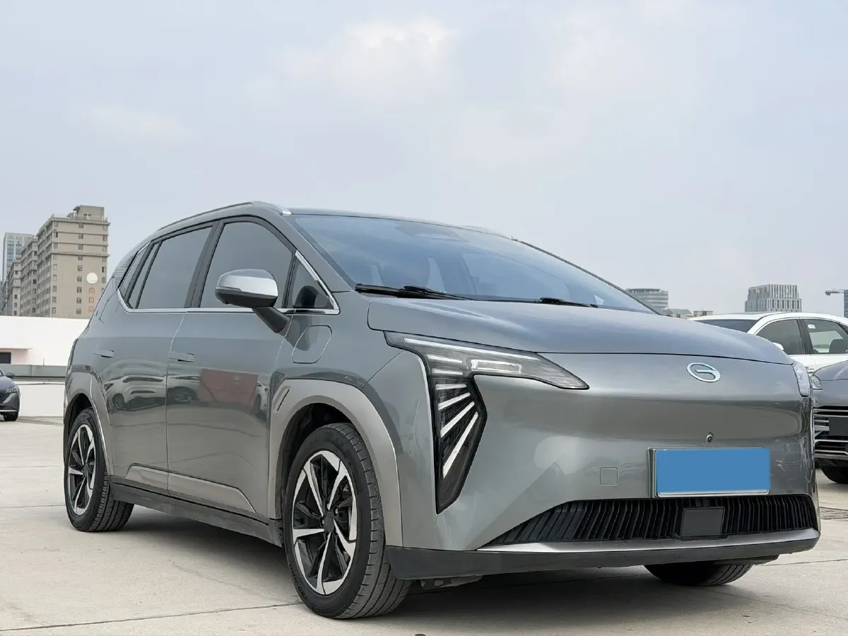 2022 Geely Okavango 1.8T 184HP L4 7DCT,autocango,china used car exporter,china ev exporter,chinese used car exporter,chinese used ev exporter