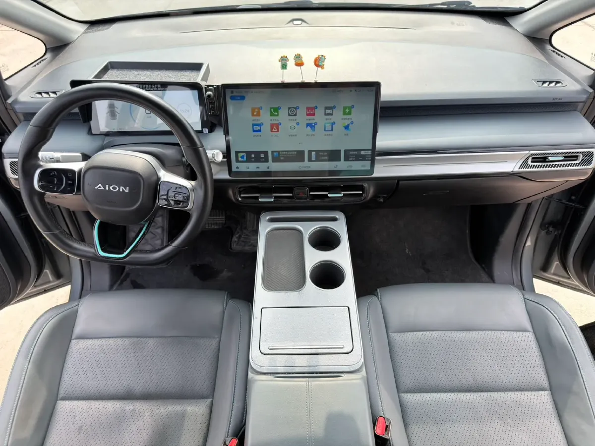 2022 Geely Okavango 1.8T 184HP L4 7DCT,autocango,china used car exporter,china ev exporter,chinese used car exporter,chinese used ev exporter