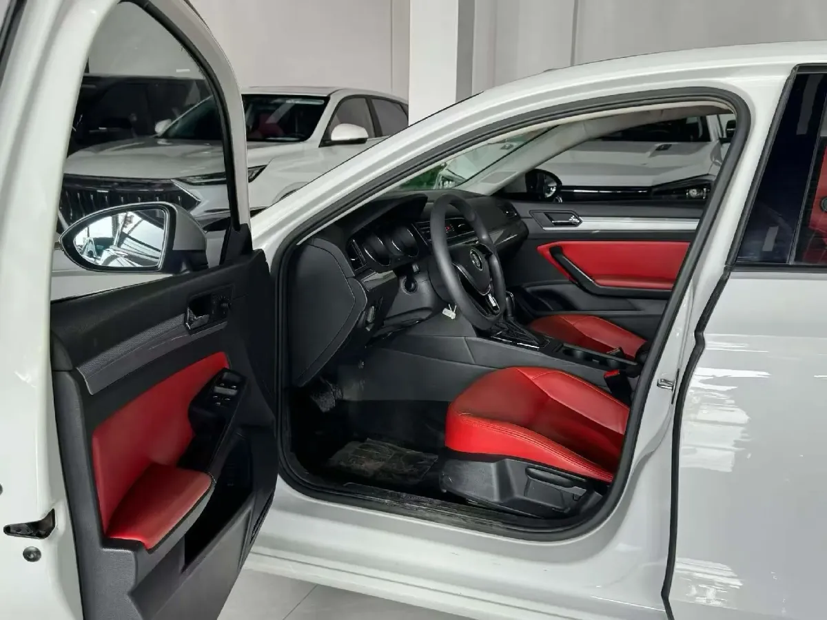 2018 Volkswagen Lamando 1.4T 131HP L4 7DCT,autocango,china used car exporter,china ev exporter,chinese used car exporter,chinese used ev exporter