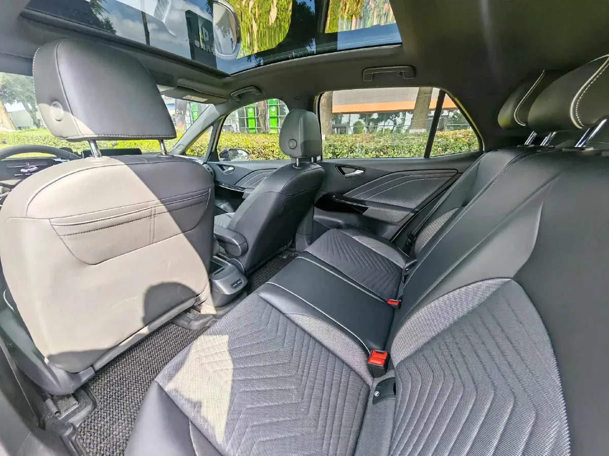 2024 Volkswagen ID.3 BEV 52.8KWH,autocango,china used car exporter,china ev exporter,chinese used car exporter,chinese used ev exporter