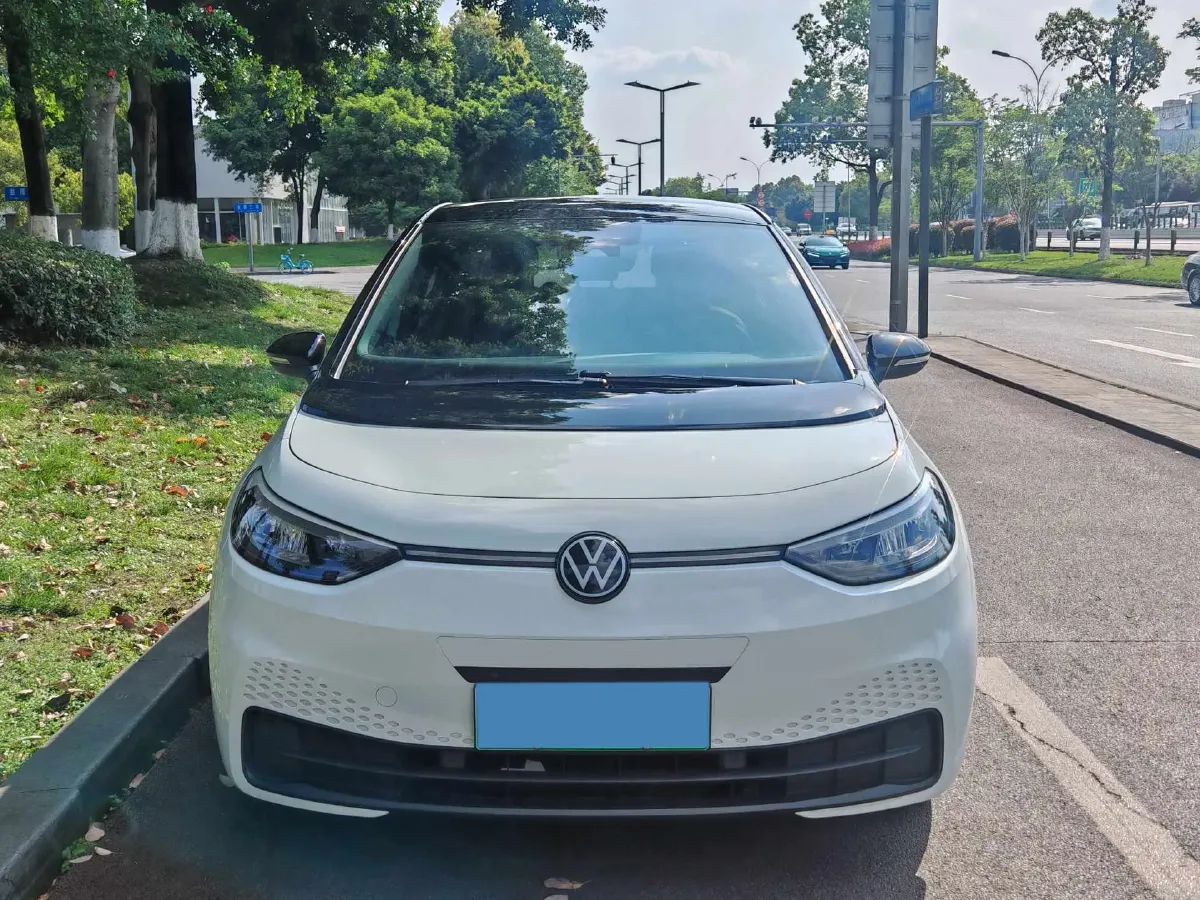 2024 Volkswagen ID.3 BEV 52.8KWH,autocango,china used car exporter,china ev exporter,chinese used car exporter,chinese used ev exporter