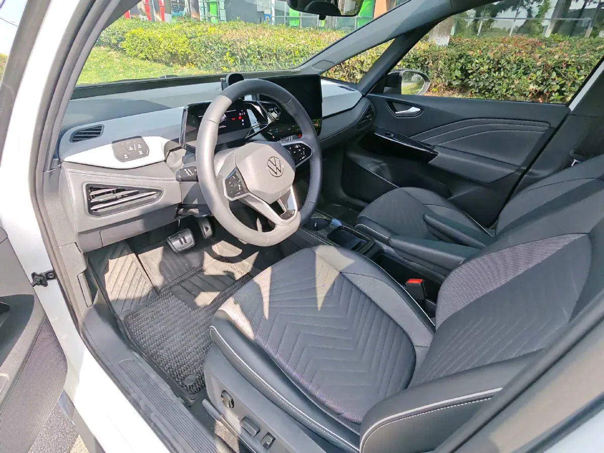 2024 Volkswagen ID.3 BEV 52.8KWH,autocango,china used car exporter,china ev exporter,chinese used car exporter,chinese used ev exporter