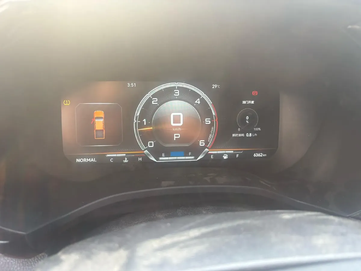 2025 Isuzu LingTuo 2.5T 150HP L4 8AT,autocango,china used car exporter,china ev exporter,chinese used car exporter,chinese used ev exporter