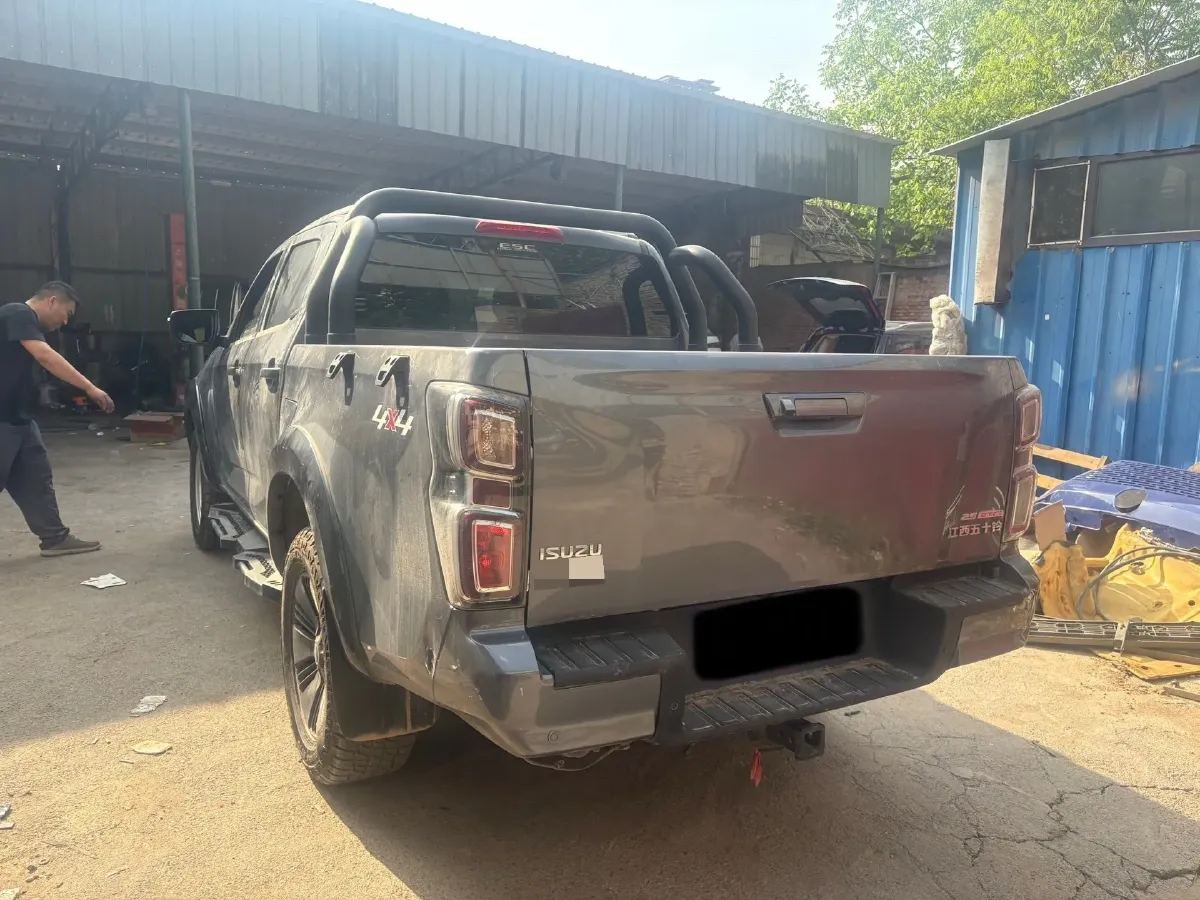 2025 Isuzu LingTuo 2.5T 150HP L4 8AT,autocango,china used car exporter,china ev exporter,chinese used car exporter,chinese used ev exporter