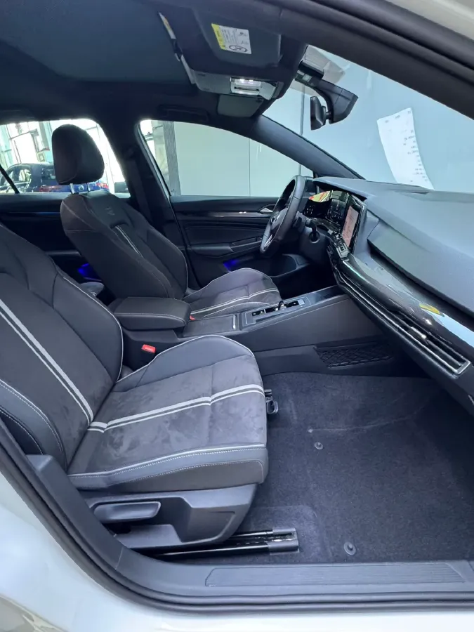 2021 Volkswagen Golf 1.4T 150HP L4 7DCT,autocango,china used car exporter,china ev exporter,chinese used car exporter,chinese used ev exporter