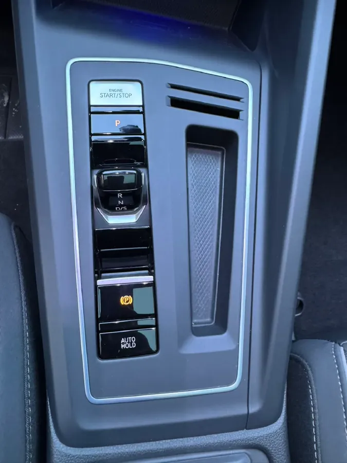 2021 Volkswagen Golf 1.4T 150HP L4 7DCT,autocango,china used car exporter,china ev exporter,chinese used car exporter,chinese used ev exporter