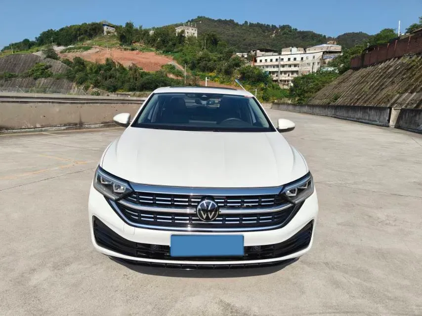 2023 Volkswagen Sagitar 1.5T 160HP L4 7DCT,autocango,china used car exporter,china ev exporter,chinese used car exporter,chinese used ev exporter