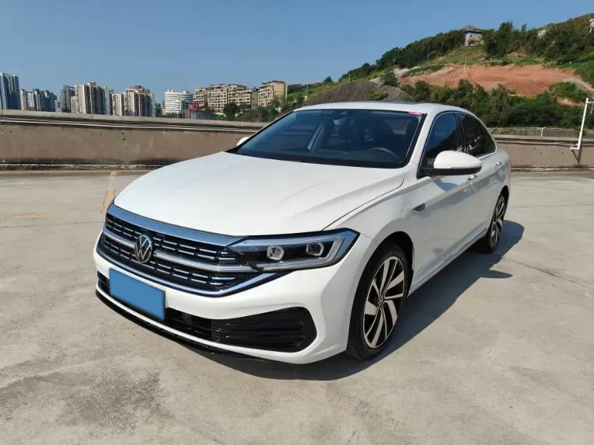 2023 Volkswagen Sagitar 1.5T 160HP L4 7DCT,autocango,china used car exporter,china ev exporter,chinese used car exporter,chinese used ev exporter