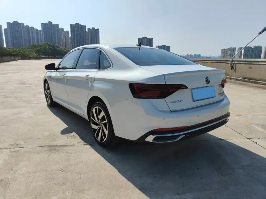 2023 Volkswagen Sagitar 1.5T 160HP L4 7DCT,autocango,china used car exporter,china ev exporter,chinese used car exporter,chinese used ev exporter