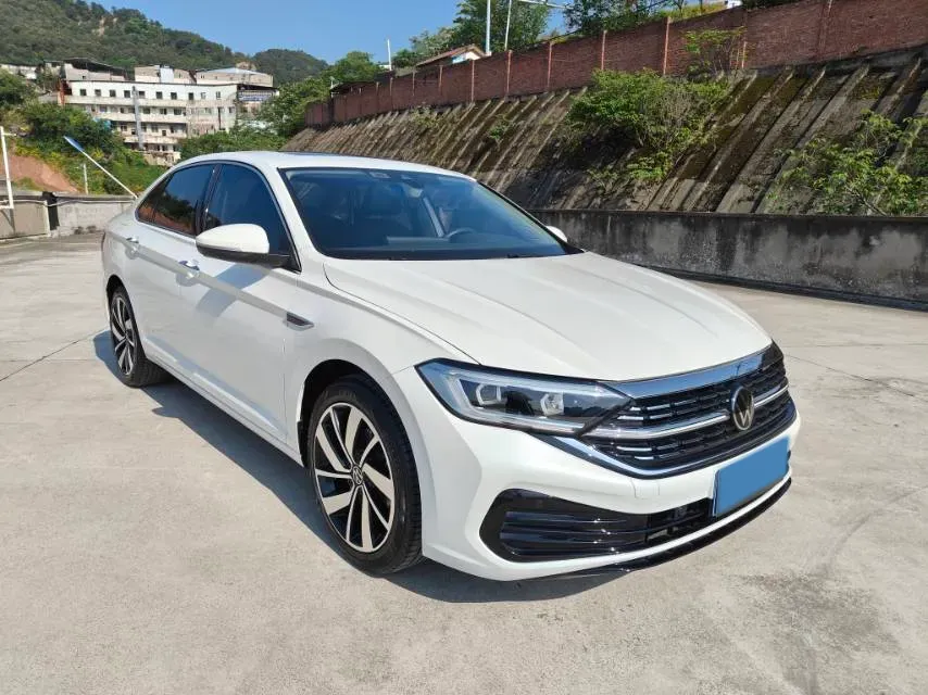 2023 Volkswagen Sagitar 1.5T 160HP L4 7DCT,autocango,china used car exporter,china ev exporter,chinese used car exporter,chinese used ev exporter