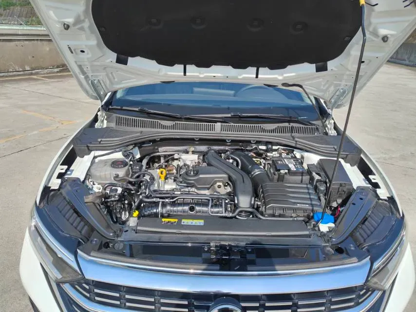 2023 Volkswagen Sagitar 1.5T 160HP L4 7DCT,autocango,china used car exporter,china ev exporter,chinese used car exporter,chinese used ev exporter