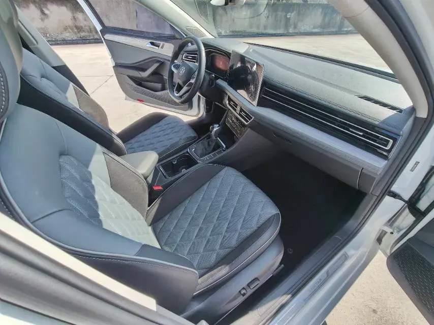 2023 Volkswagen Sagitar 1.5T 160HP L4 7DCT,autocango,china used car exporter,china ev exporter,chinese used car exporter,chinese used ev exporter