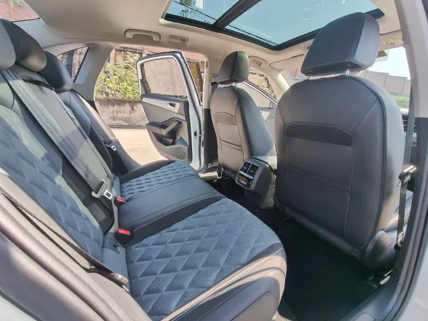 2023 Volkswagen Sagitar 1.5T 160HP L4 7DCT,autocango,china used car exporter,china ev exporter,chinese used car exporter,chinese used ev exporter