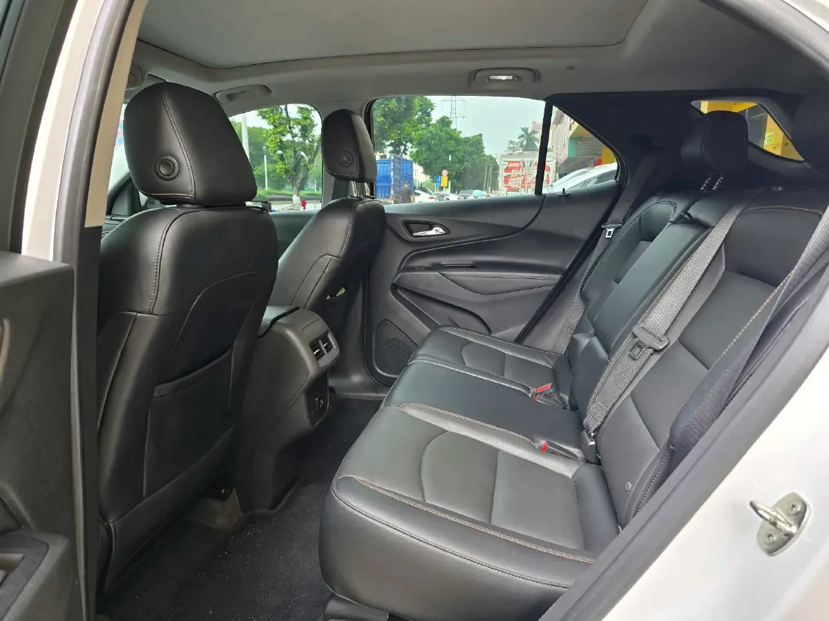 2018 Chevrolet Equinox 1.5T 180HP L4 6AT,autocango,china used car exporter,china ev exporter,chinese used car exporter,chinese used ev exporter