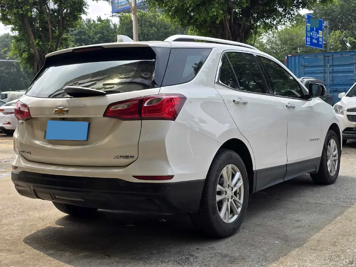 2018 Chevrolet Equinox 1.5T 180HP L4 6AT,autocango,china used car exporter,china ev exporter,chinese used car exporter,chinese used ev exporter