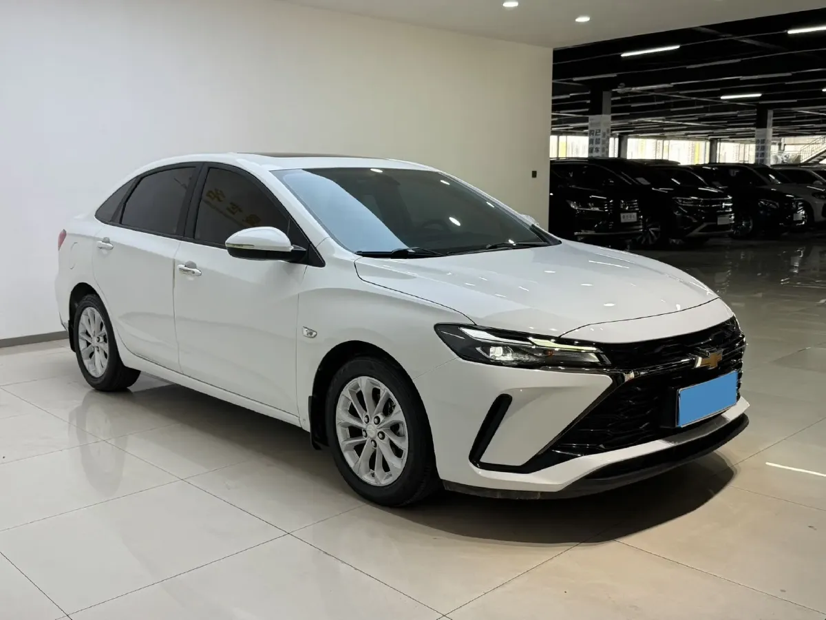 2023 Chevrolet Monza 1.5L 113HP L4 6DCT,autocango,china used car exporter,china ev exporter,chinese used car exporter,chinese used ev exporter