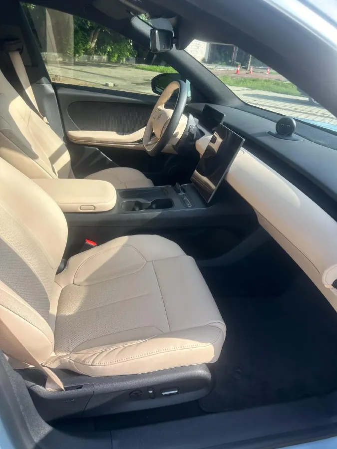 2022 JunTian HeiWuShi Youth 2.0T 203HP L4 6AT,autocango,china used car exporter,china ev exporter,chinese used car exporter,chinese used ev exporter