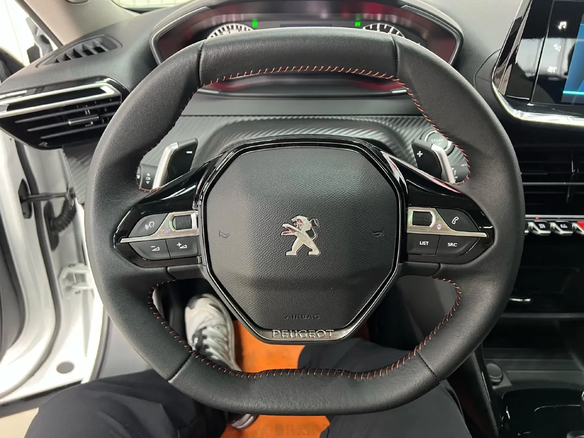 2022 Peugeot 2008 1.2T 136HP L3 6DCT,autocango,china used car exporter,china ev exporter,chinese used car exporter,chinese used ev exporter