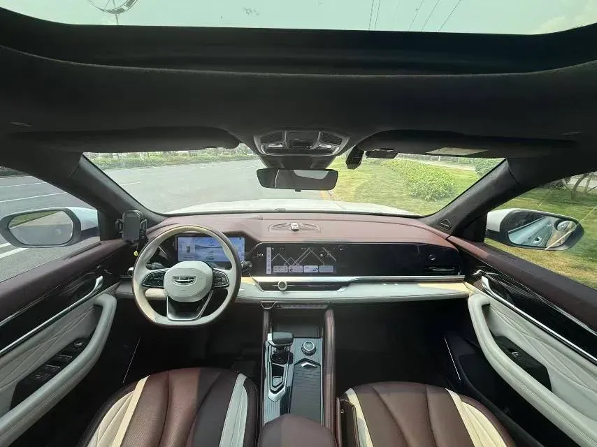 2021 Geely Monjaro 2.0T 218HP L4 7DCT,autocango,china used car exporter,china ev exporter,chinese used car exporter,chinese used ev exporter