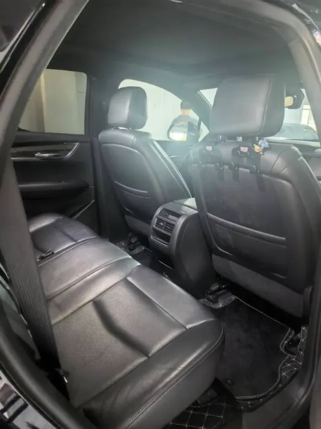 2021 Cadillac XT5 2.0T 237HP L4 9AT,autocango,china used car exporter,china ev exporter,chinese used car exporter,chinese used ev exporter