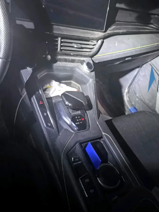 2023 LYNK&CO 06 1.5T 181HP L4 7DCT,autocango,china used car exporter,china ev exporter,chinese used car exporter,chinese used ev exporter