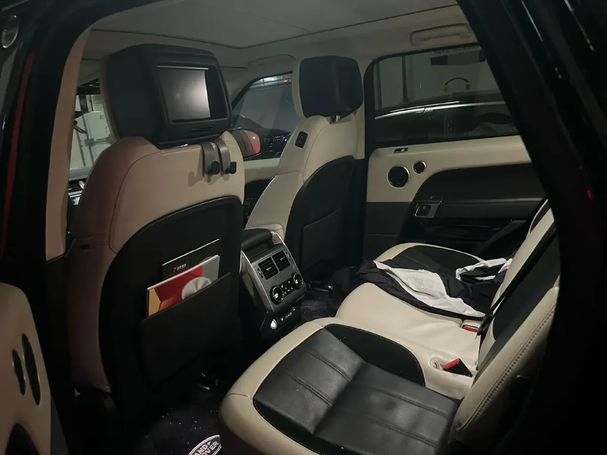 2022 Land Rover Range Rover Sport 3.0T 400HP L6 8AT,autocango,china used car exporter,china ev exporter,chinese used car exporter,chinese used ev exporter