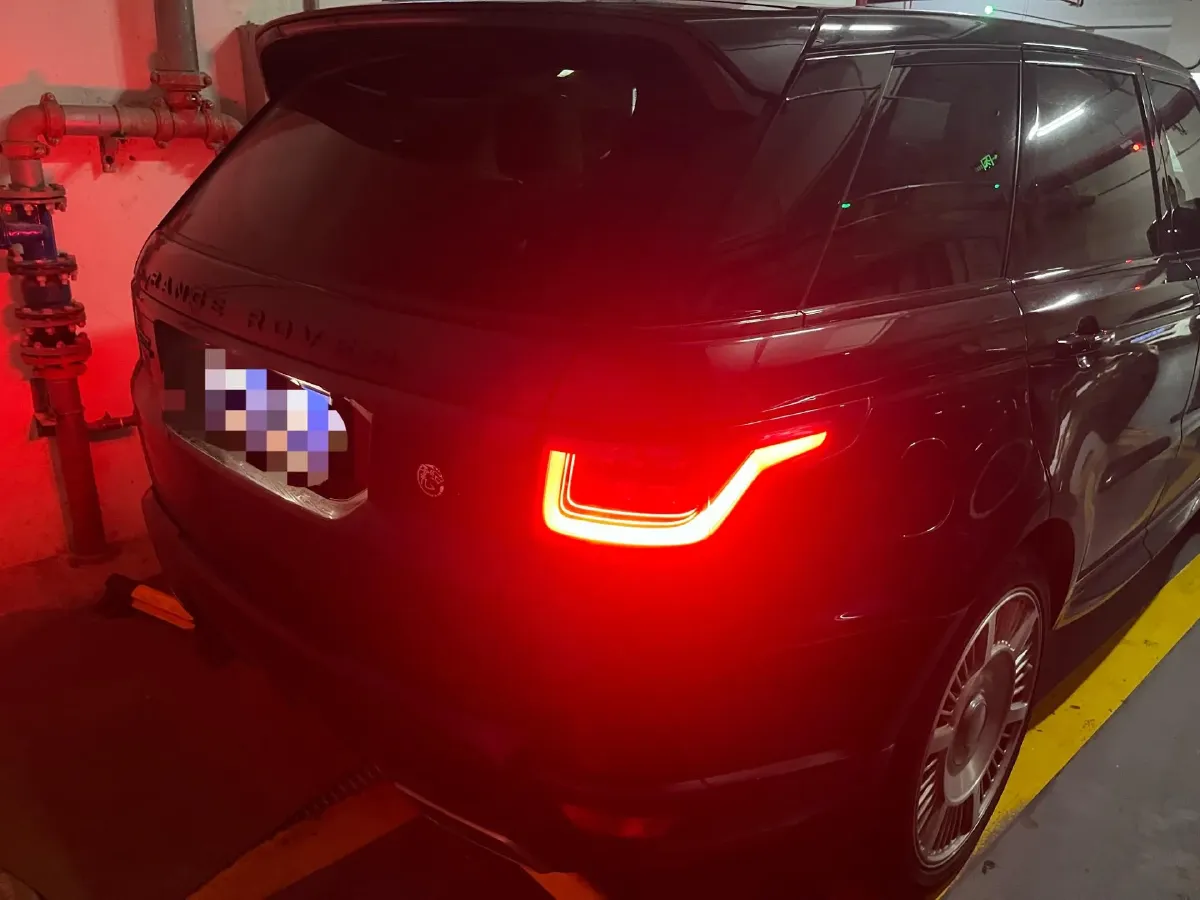 2022 Land Rover Range Rover Sport 3.0T 400HP L6 8AT,autocango,china used car exporter,china ev exporter,chinese used car exporter,chinese used ev exporter