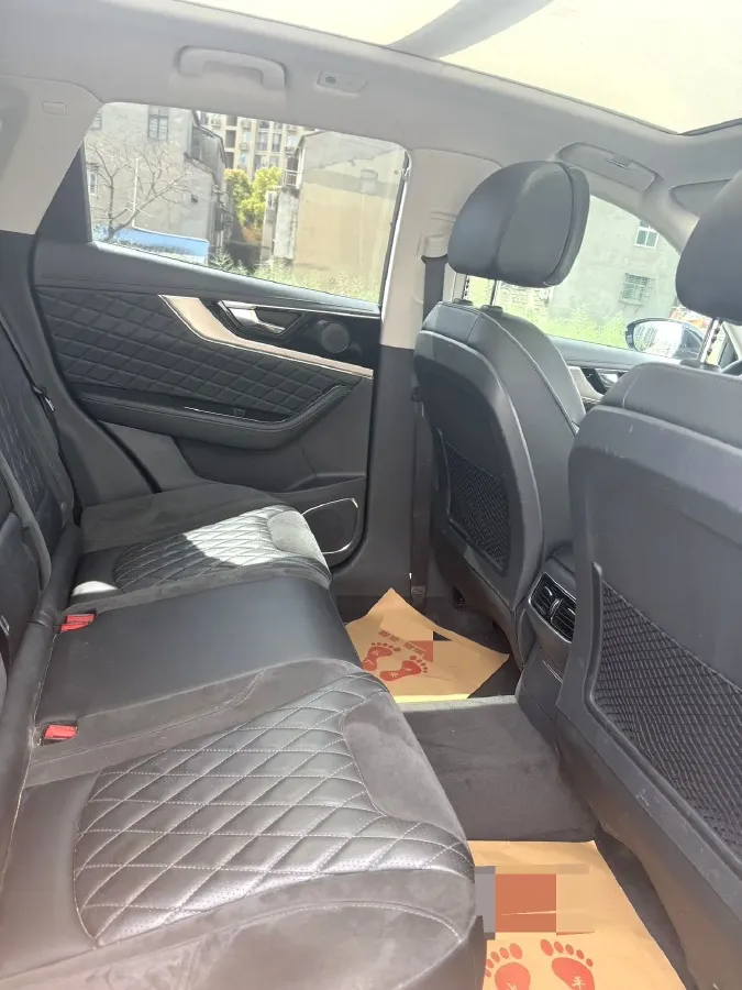 2019 HongQi HS5 2.0T 224HP L4 6AT,autocango,china used car exporter,china ev exporter,chinese used car exporter,chinese used ev exporter