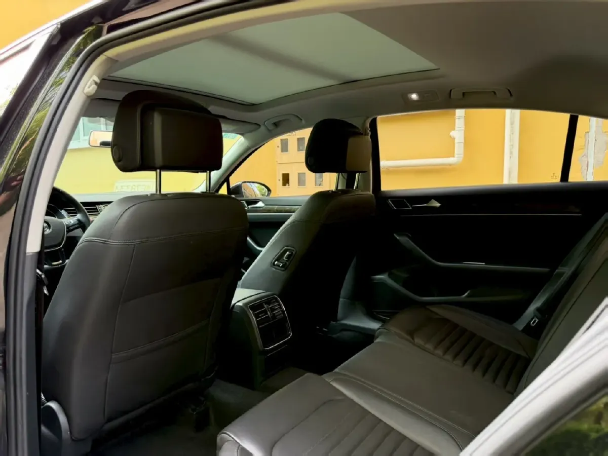 2019 Chevrolet Malibu XL 2.0T 241HP L4 9AT,autocango,china used car exporter,china ev exporter,chinese used car exporter,chinese used ev exporter