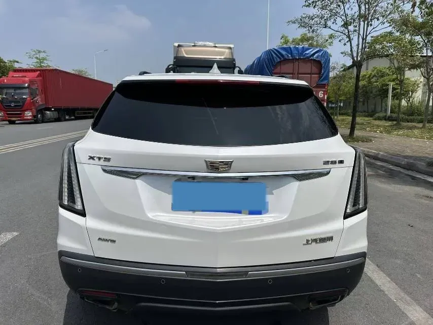 2020 Cadillac XT5 2.0T 241HP L4 9AT,autocango,china used car exporter,china ev exporter,chinese used car exporter,chinese used ev exporter