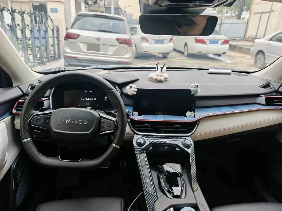 2020 LYNK&CO 06 1.5T 177HP L3 7DCT,autocango,china used car exporter,china ev exporter,chinese used car exporter,chinese used ev exporter