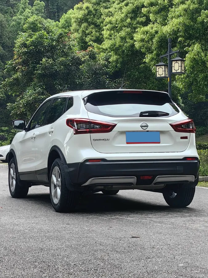 2023 Nissan Qashqai 2.0L 151HP L4 CVT,autocango,china used car exporter,china ev exporter,chinese used car exporter,chinese used ev exporter