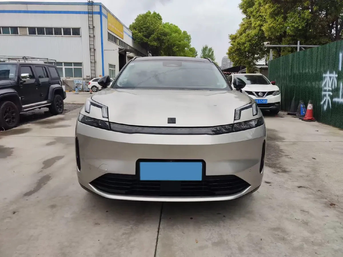 2023 LYNK&CO 08 EM-P 1.5T 163HP L4 3DHT PHEV 39.6KWH,autocango,china used car exporter,china ev exporter,chinese used car exporter,chinese used ev exporter