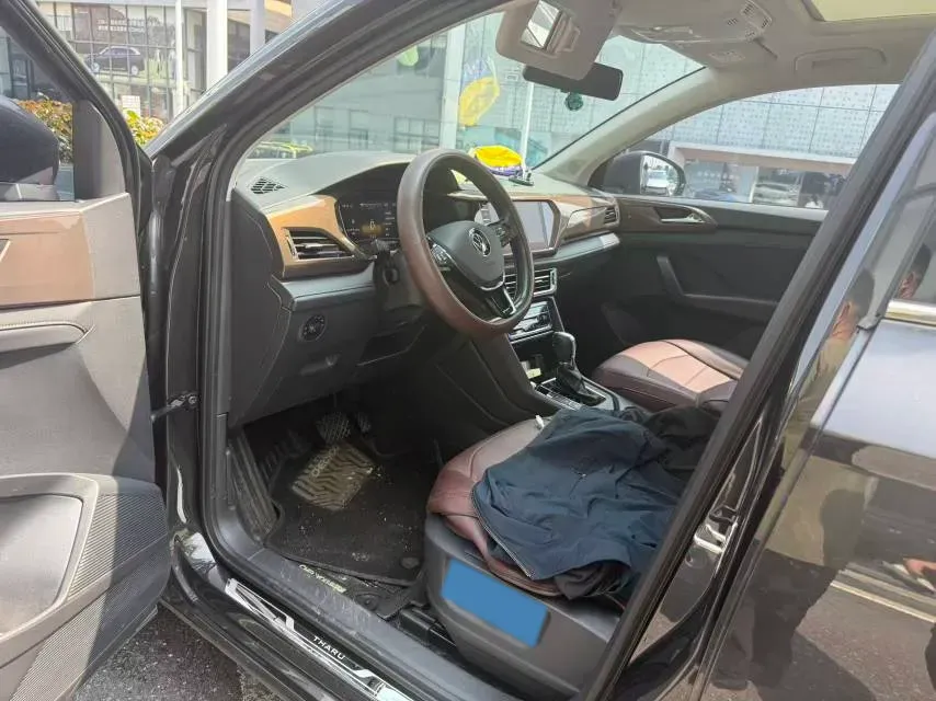 2021 Volkswagen Tharu 1.4T 150HP L4 7DCT,autocango,china used car exporter,china ev exporter,chinese used car exporter,chinese used ev exporter