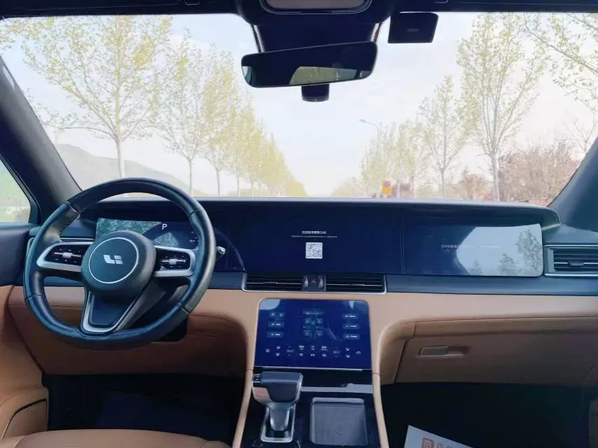 2021 Li ONE Range Extended 131HP REEV 40.5KWH,autocango,china used car exporter,china ev exporter,chinese used car exporter,chinese used ev exporter