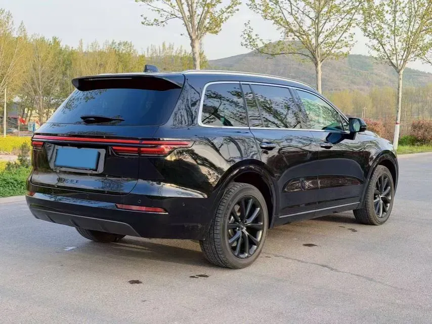 2021 Li ONE Range Extended 131HP REEV 40.5KWH,autocango,china used car exporter,china ev exporter,chinese used car exporter,chinese used ev exporter