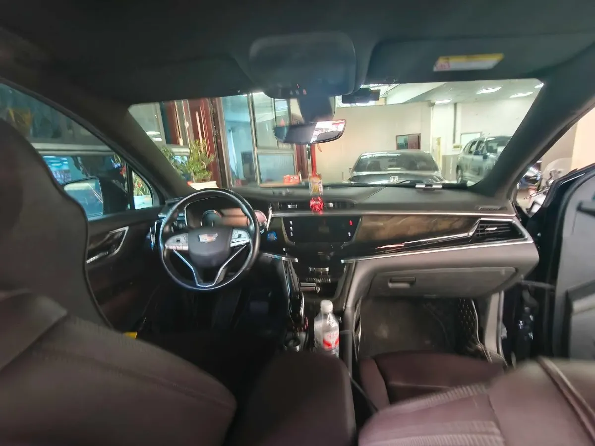 2020 Cadillac XT6 2.0T 237HP L4 9AT,autocango,china used car exporter,china ev exporter,chinese used car exporter,chinese used ev exporter