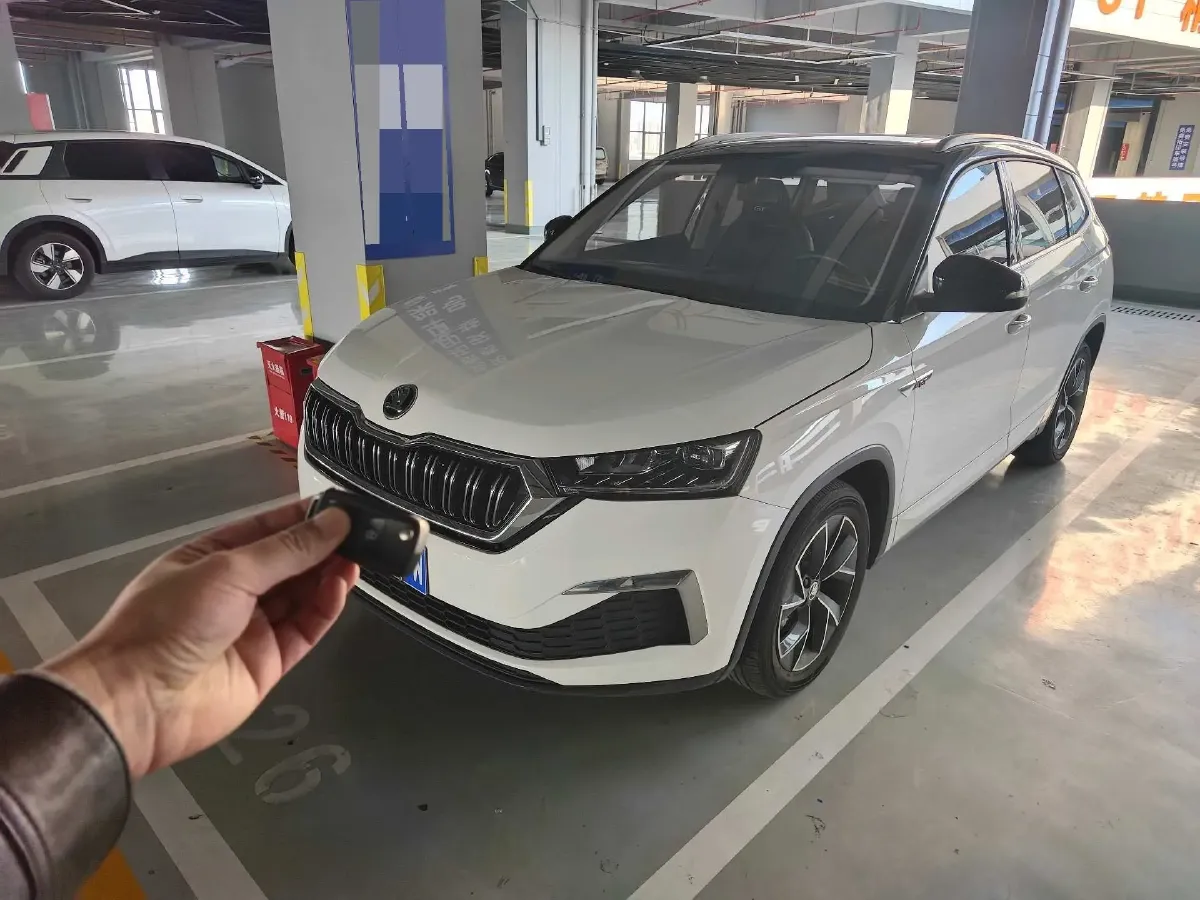 2021 Skoda Kamiq 1.2T 116HP L4 7DCT,autocango,china used car exporter,china ev exporter,chinese used car exporter,chinese used ev exporter