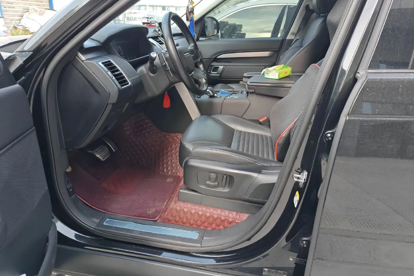 2021 Land Rover Discovery 3.0T 360HP L6 8AT,autocango,china used car exporter,china ev exporter,chinese used car exporter,chinese used ev exporter