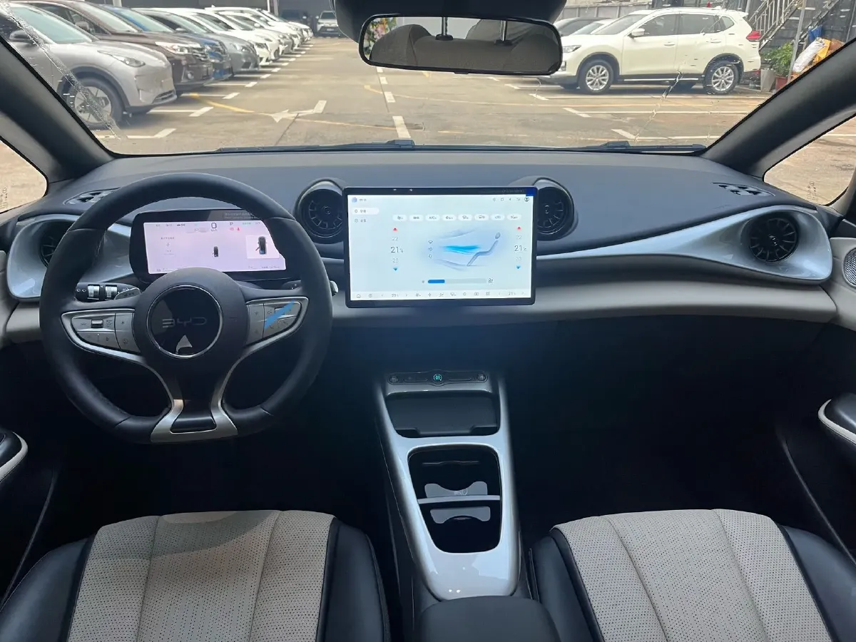 2025 BYD Dolphin BEV 45.12KWH,autocango,china used car exporter,china ev exporter,chinese used car exporter,chinese used ev exporter